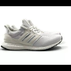 Men’s Adidas UltraBoost 5.0 DNA White on White Size 8.5